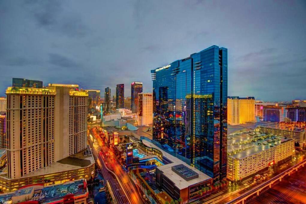 The Madonna At Mgm Signature Las Vegas Exteriör bild