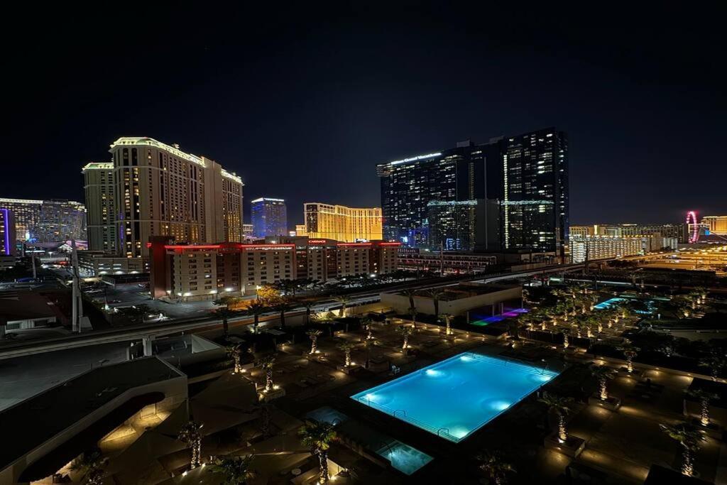 The Madonna At Mgm Signature Las Vegas Exteriör bild